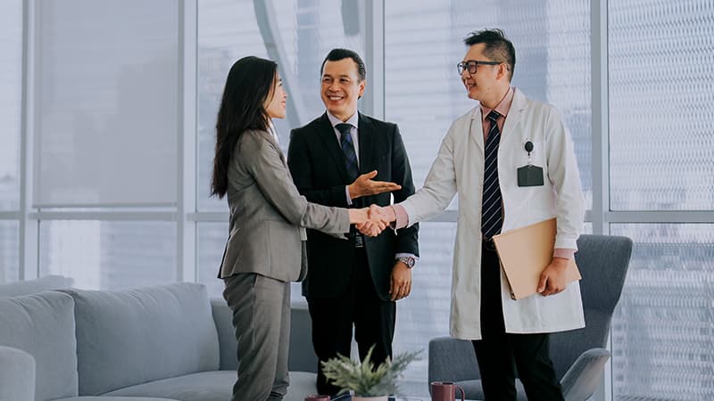 EPM How Can You Leverage Your Network For Your Next Life Sciences Role