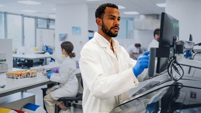 The Benefits Of Using Life Sciences Contractors Freelancers